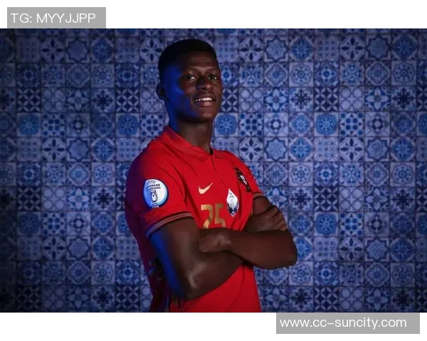 努诺门德斯社交媒体庆祝喜讯荣获年度第六冠荣耀归来