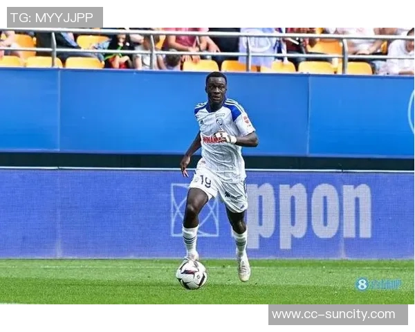 狼队边锋阿里亚斯正式加盟帕尔梅拉斯转会费高达2500万欧元