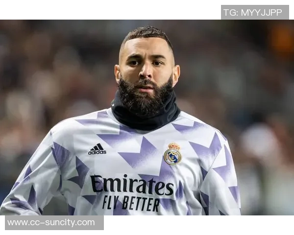 马里亚诺谈皇马7号压力大本泽马在场让我难以施展才华